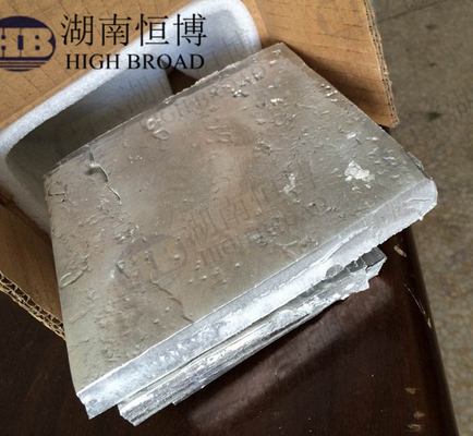 China HB7264-96 20-30% MgSm Samarium Master Alloy For Automotive Engines supplier