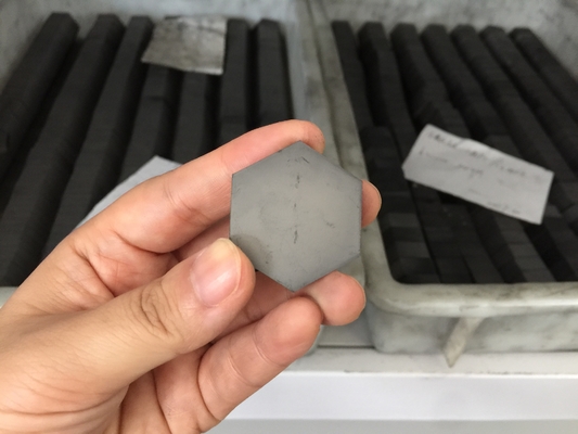 China Corrosion / Abrasion Resistant B4C/ SiC Ceramics Ballistic Armour Plates supplier
