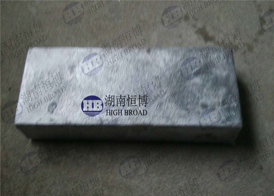 MgCa25% Refine grain Magnesium calcium MgCa alloy master alloy Used in Orthopedic Implants , aircrafts , mg die castings supplier