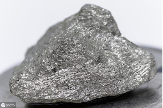 Metallic Niobium Metal 99.9% Min For High Temperature Alloying supplier