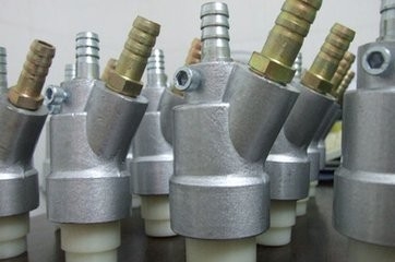 Sandblasting Gun / Portable Sand Blasting Machine sandblast gun supplier
